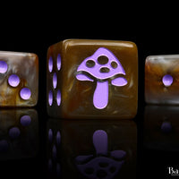 Shroom' Purple 16mm Dice