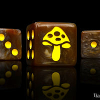 Shroom' Yellow 16mm Dice