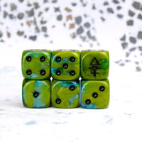 Reclusive Space Elf 16mm Dice 3