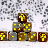 Shroom' Variety 16mm Dice