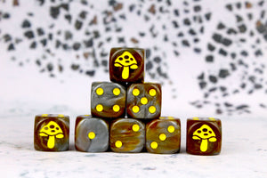 Shroom' Variety 16mm Dice